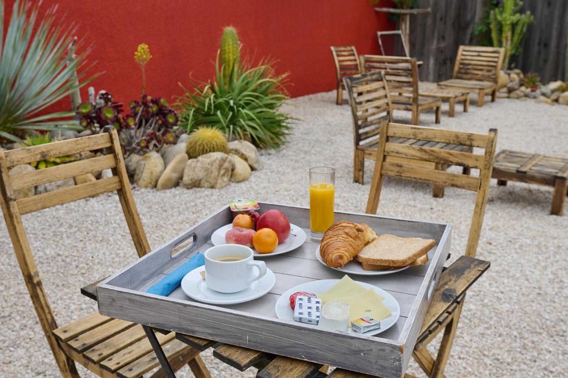 Hotel Les Mimosas Argeles-sur-Mer Exterior photo