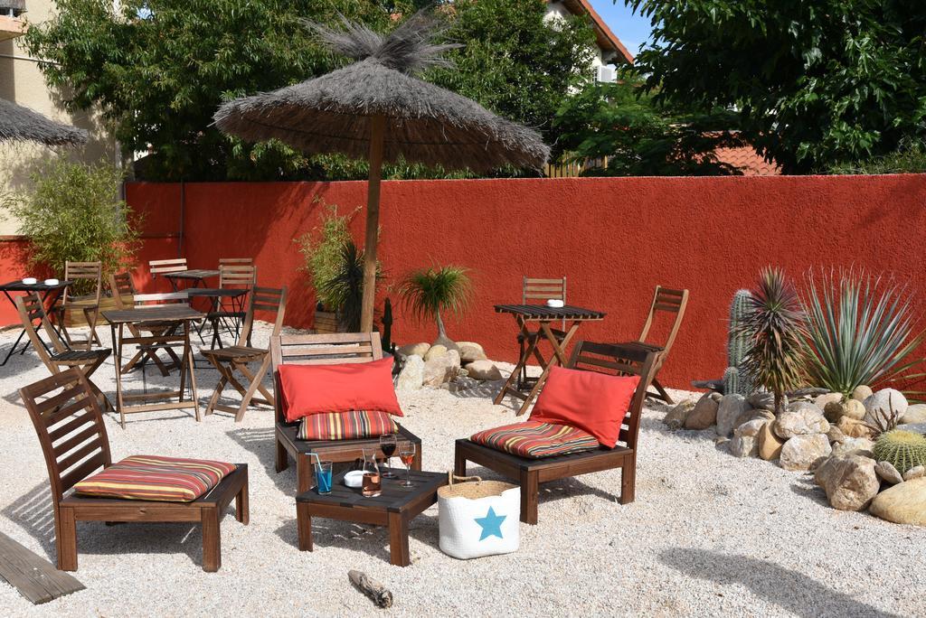 Hotel Les Mimosas Argeles-sur-Mer Exterior photo