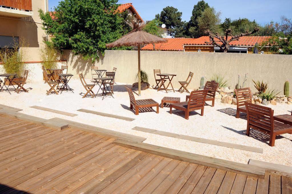 Hotel Les Mimosas Argeles-sur-Mer Exterior photo
